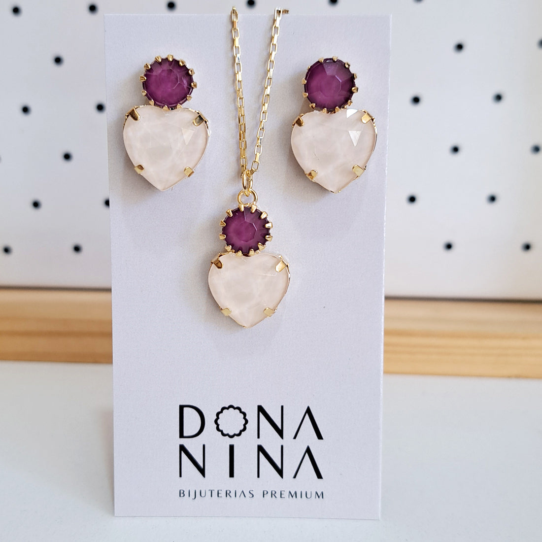 Conjunto dourado coração rosa e pedra roxa