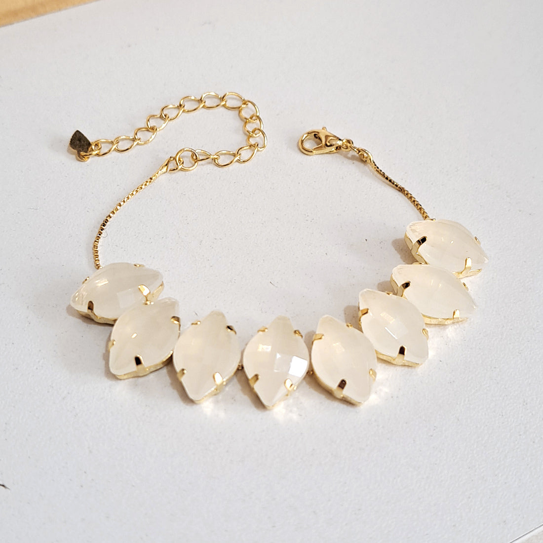 Pulseira dourada Lemons Opalinos